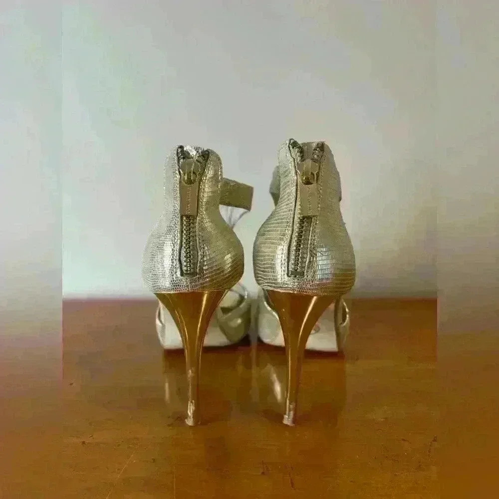 Michael Kors solid gold heels, size 7, leather upper - Picture 3 of 6